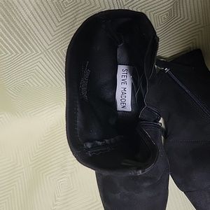 Steve madden ankle black suede boots